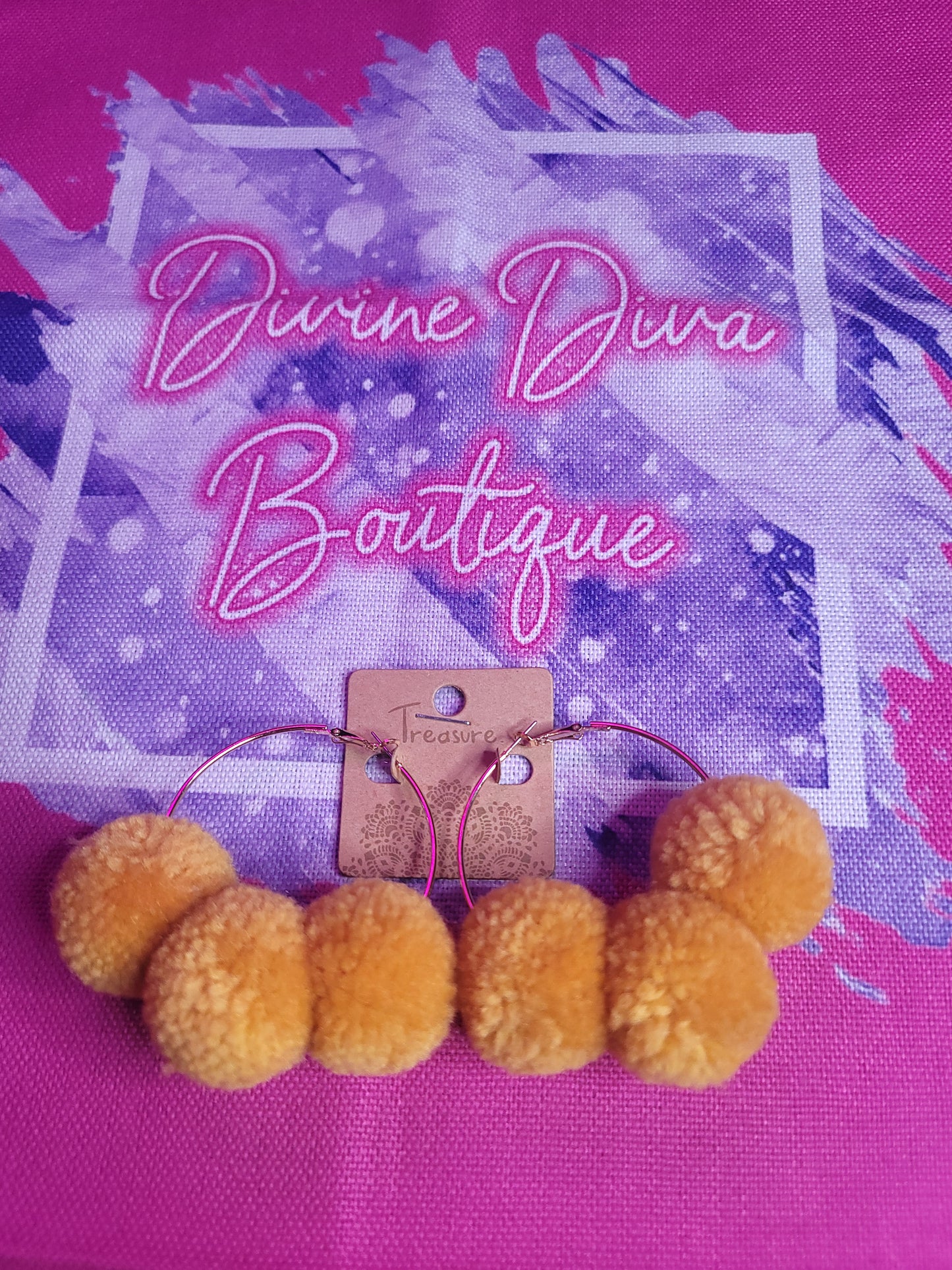 Hoop Pom Pom